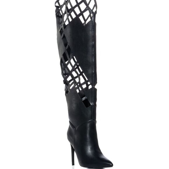 AZALEA WANG " CARVED DREAMS "  BLACK CUT OUT BOOT ( BRAND NEW !!!!!!!!!!!!!!!!! - Picture 4 of 6